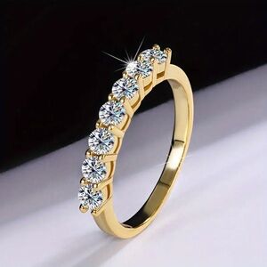 7-Stone Moissanite Diamond 0.7ct Band in 18K Gold